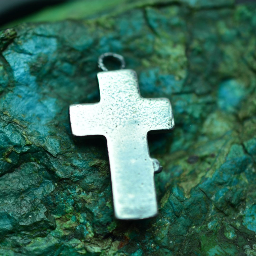 Сребърен медальон 925 „Ангелска молитва“ | Талисман за вяра и духовна закрила | Бохо рустик скулптурно бижу, ръчна изработка | Арт Дива