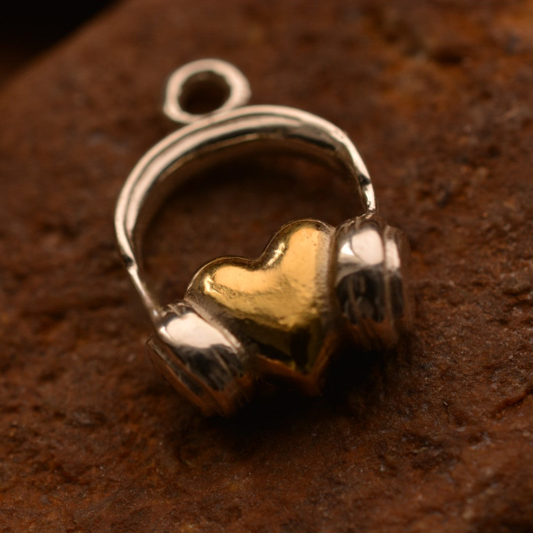 Сребърен медальон 925 „DJ Сърце“ | Талисман за любов към музиката | Бохо рустик скулптурно бижу, ръчна изработка | ArtDiva