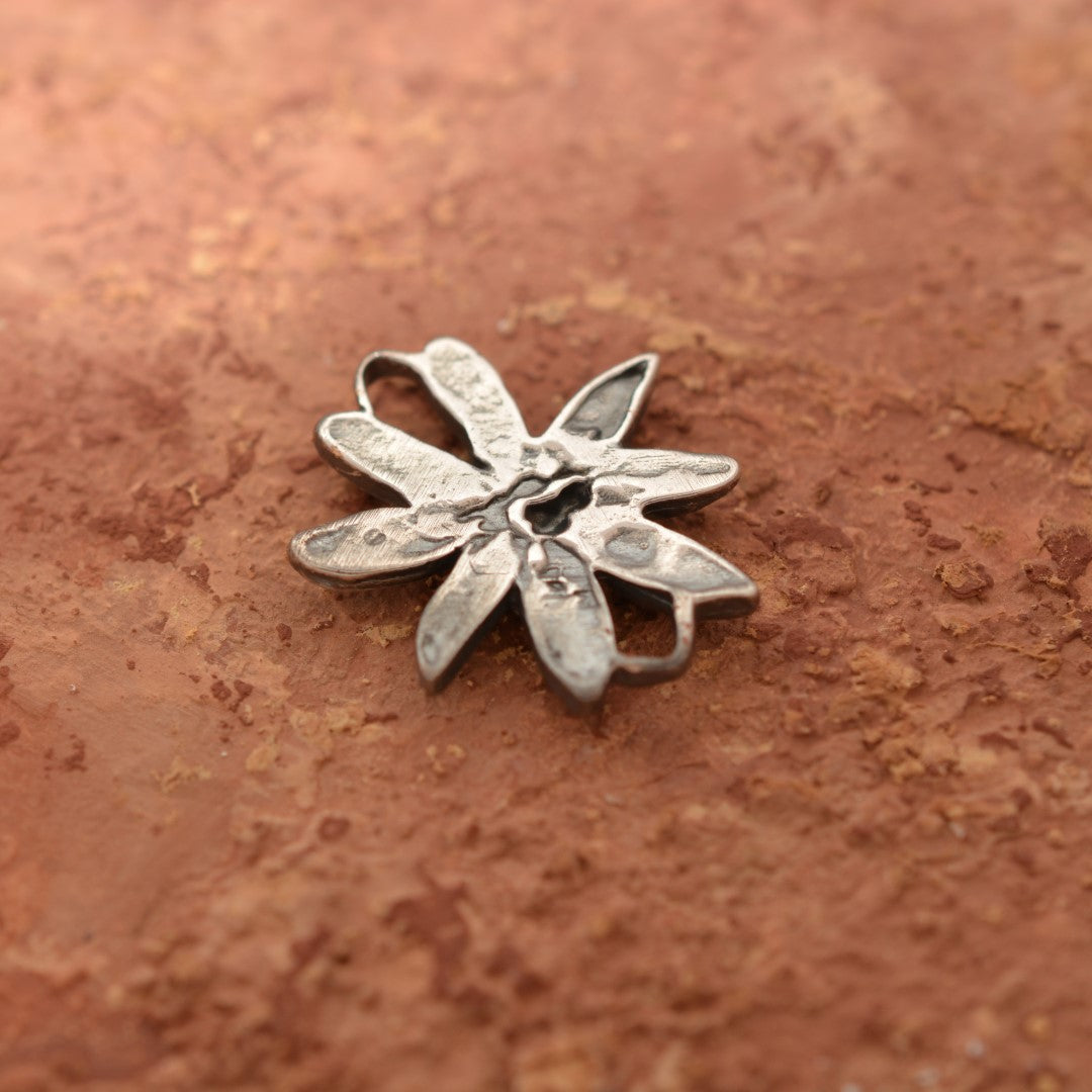Сребърен елемент 925 “цвете” – талисман за хармония, скулптурни бижута, бохо стил, ръчна изработка, подходящ подарък за майка, дъщеря или приятелка | Арт Дива