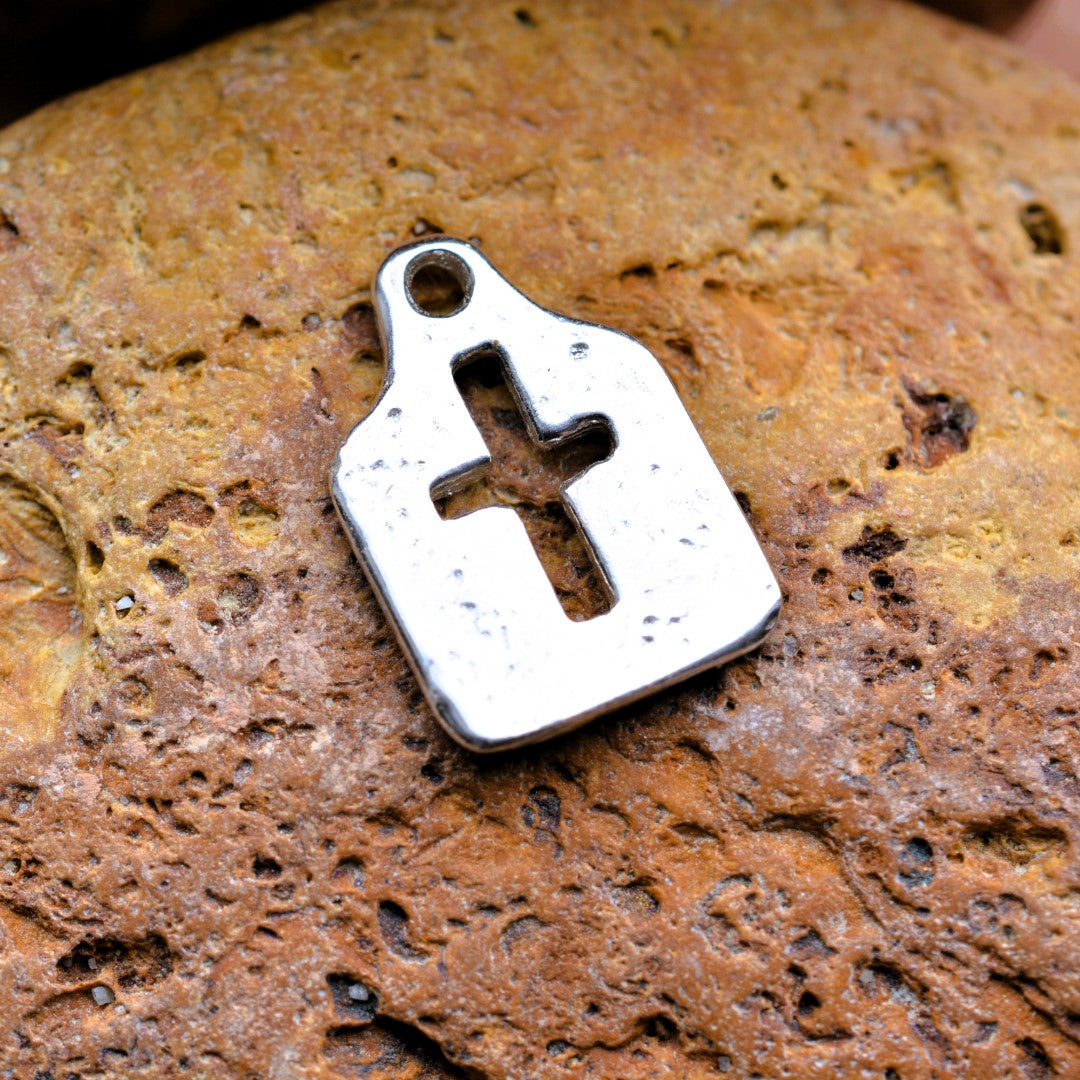 Сребърен медальон кръст 925 – минималистичен артистичен дизайн | Арт Дива