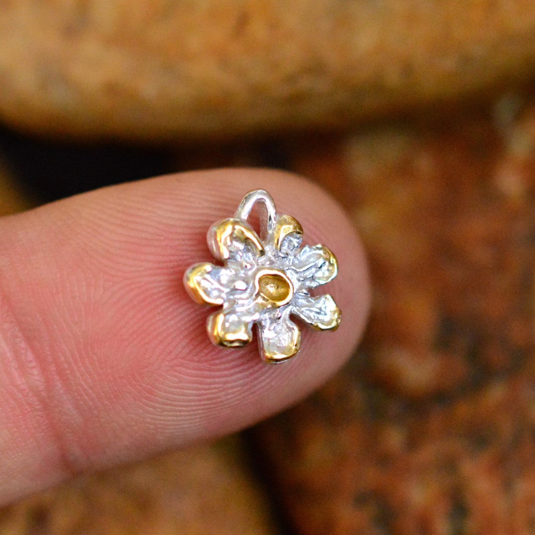 Сребърен медальон 925 цвете – талисман за хармония, скулптурни бижута, бохо стил, ръчна изработка, подходящ подарък за майка, дъщеря или приятелка | Арт Дива