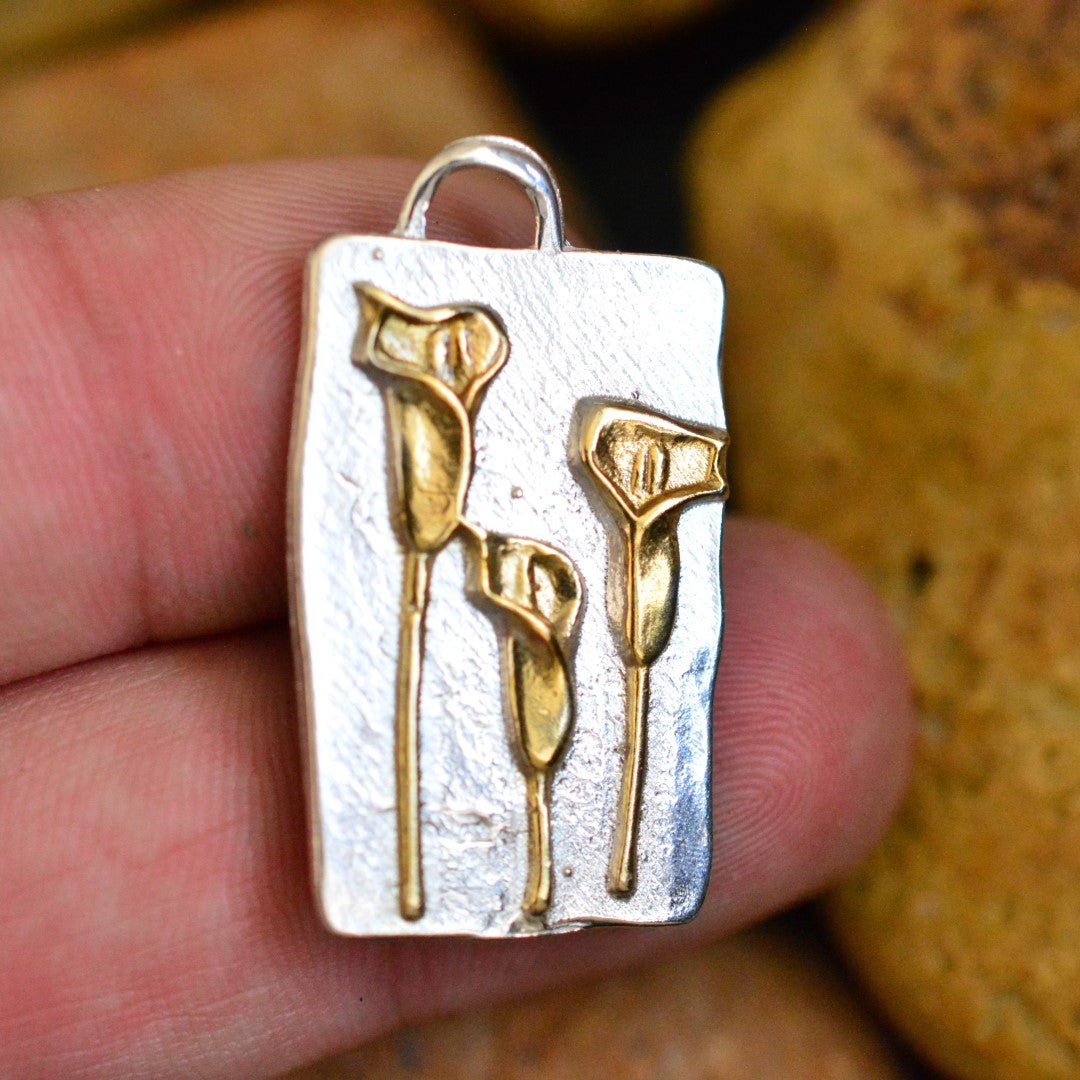 Сребърен медальон 925 – „Кали със златни акценти“ | Бохо – Рюстик – Скулптурни бижута | Ръчна изработка | Арт дива