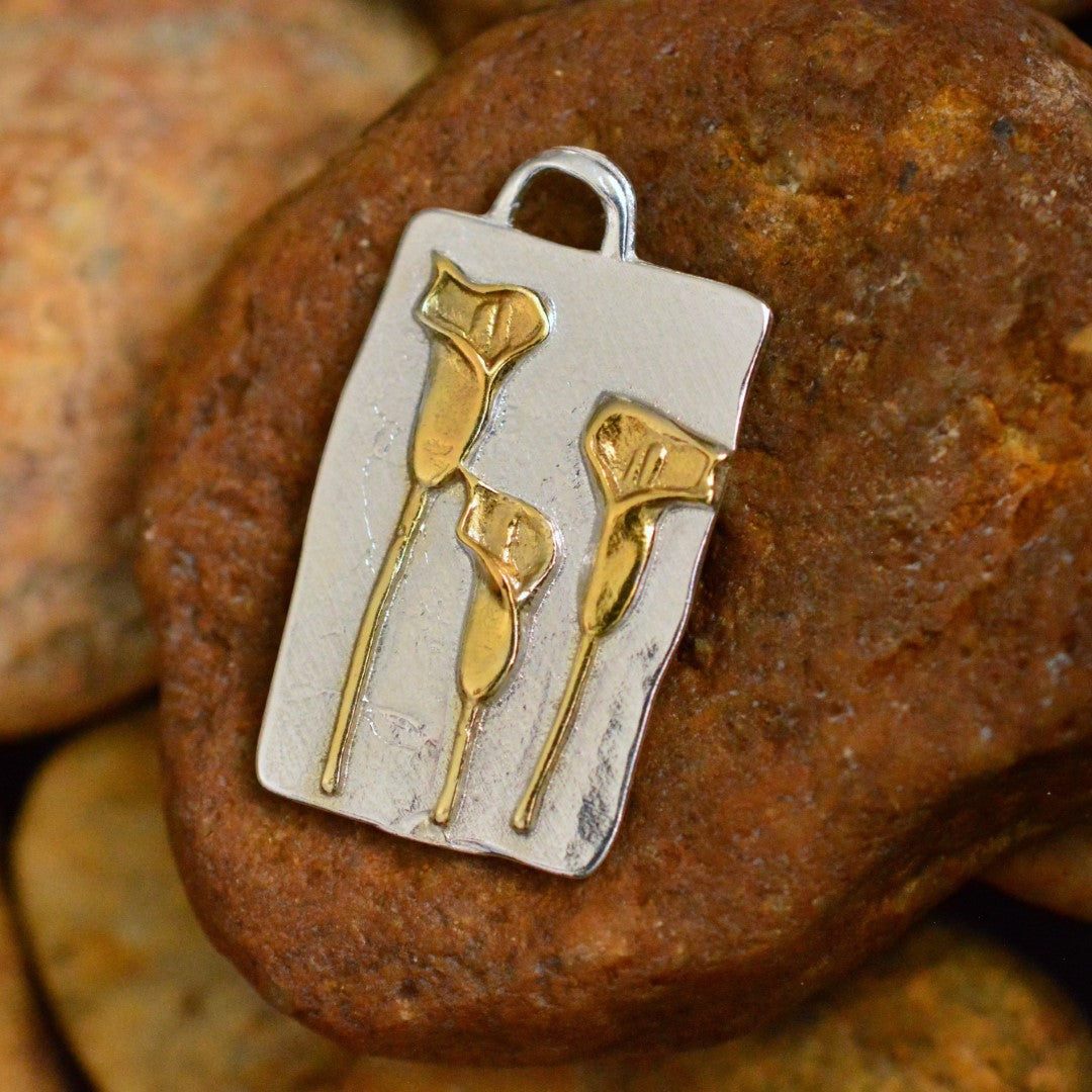 Сребърен медальон 925 – „Кали с златни акценти“ | Бохо – Рюстик – Скулптурни бижута | Ръчна изработка | Art Diva