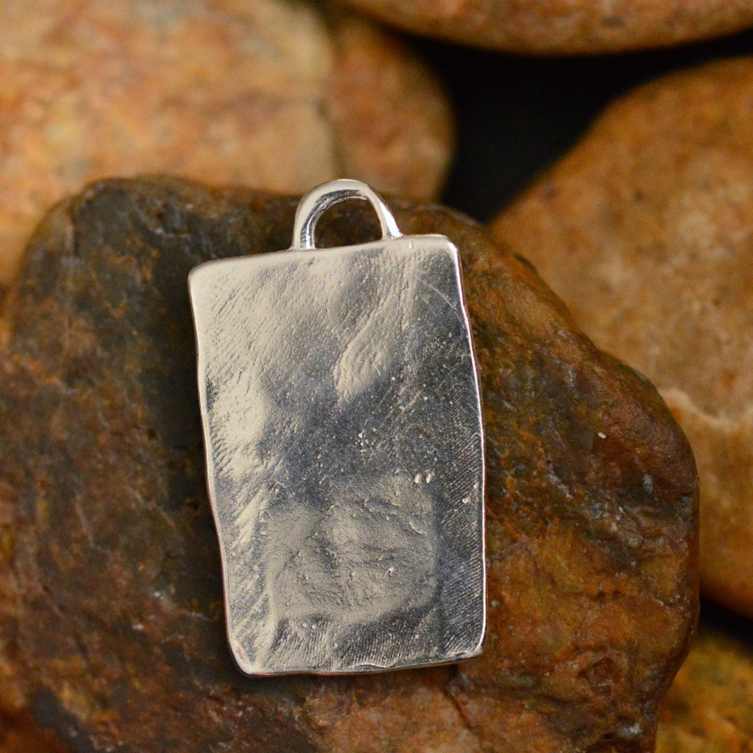 Сребърен медальон 925 – „Кали с златни акценти“ | Бохо – Рюстик – Скулптурни бижута | Ръчна изработка | Art Diva