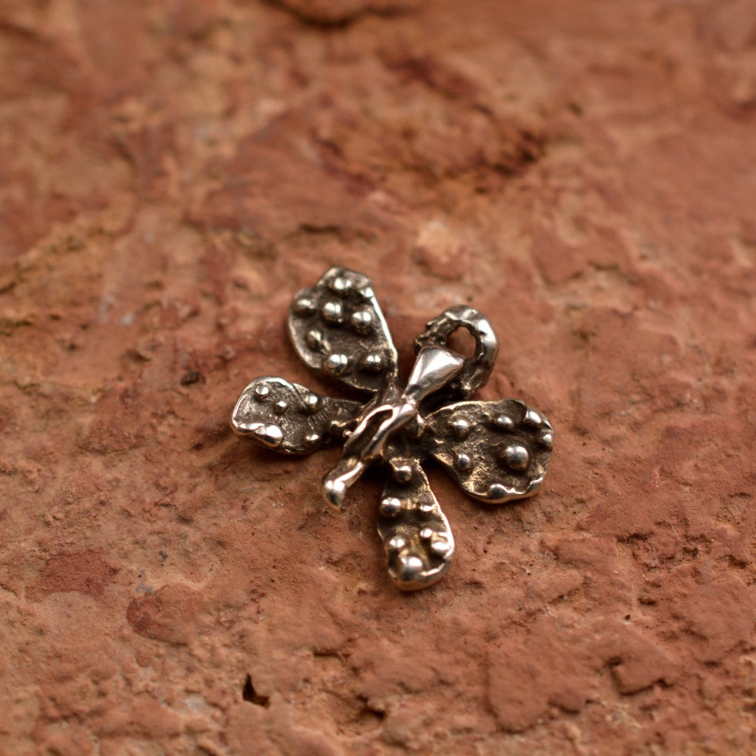 Сребърен медальон 925 пеперуда – талисман за промяна и лека, скулптурни бижута, бохо стил, ръчна изработка, подходящ подарък за майка, дъщеря или приятелка Арт Дива