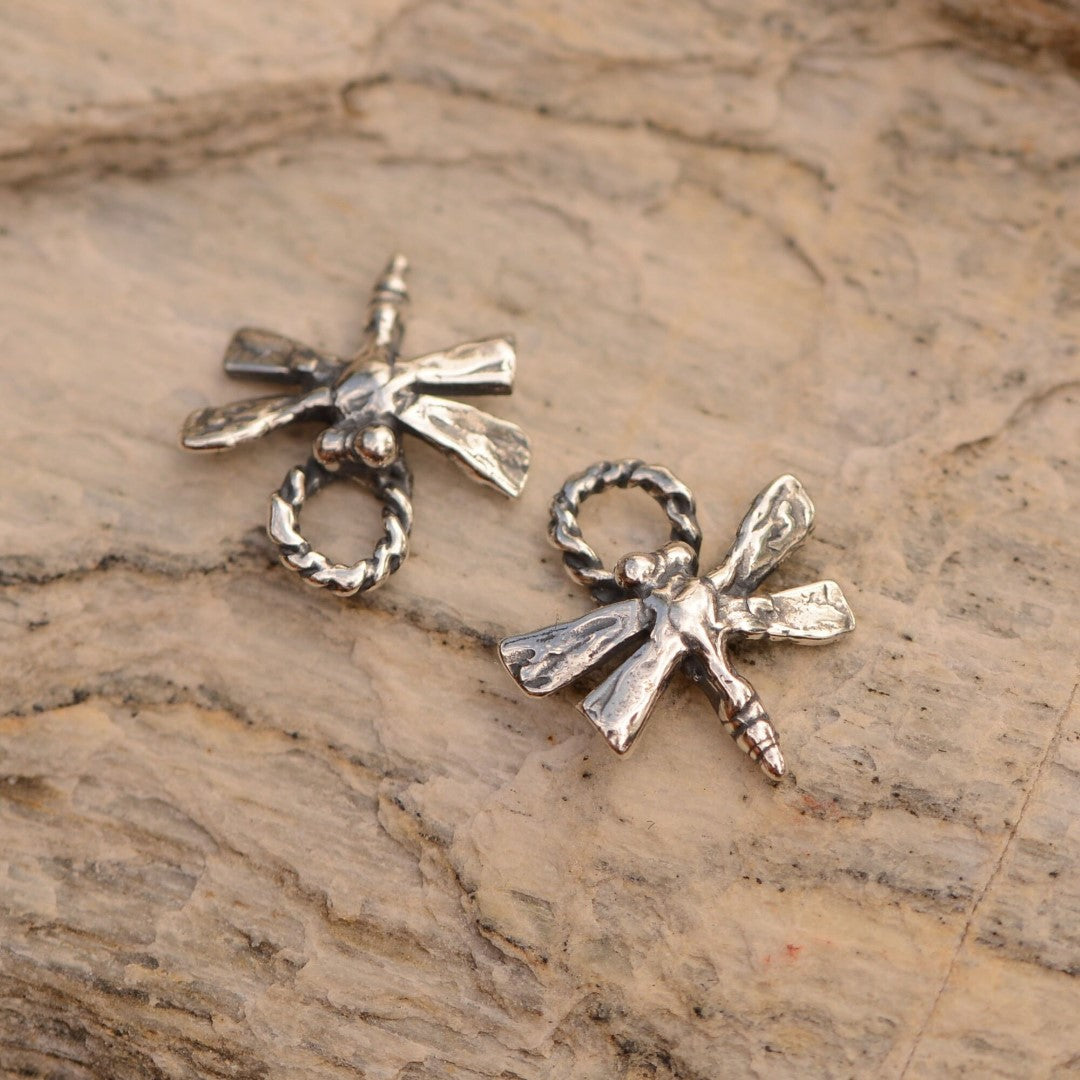 Сребърен медальон 925 водно конче – талисман за промяна и духовно израстване, скулптурни бижута, бохо стил, ръчна изработка, подходящ подарък за майка, дъщеря или приятелка | Арт Дива