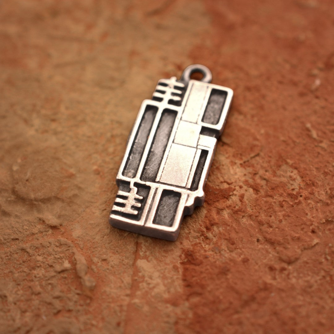 Сребро 925 Висулка Генезис | Артистично Бижу за Ново Начало | Ръчно Изработено Скулптурно Бижу от Art Diva | Бохо Рюстик Стил