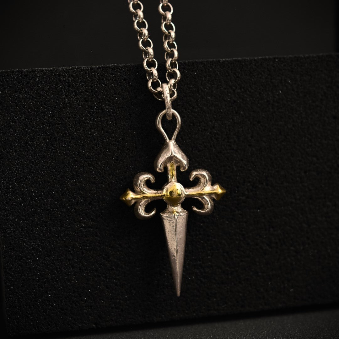 Сребърен медальон 925 „Орнаментален кръст“ | Талисман за духовна сила и закрила | Бохо рустик скулптурно бижу, ръчна изработка | ArtDiva