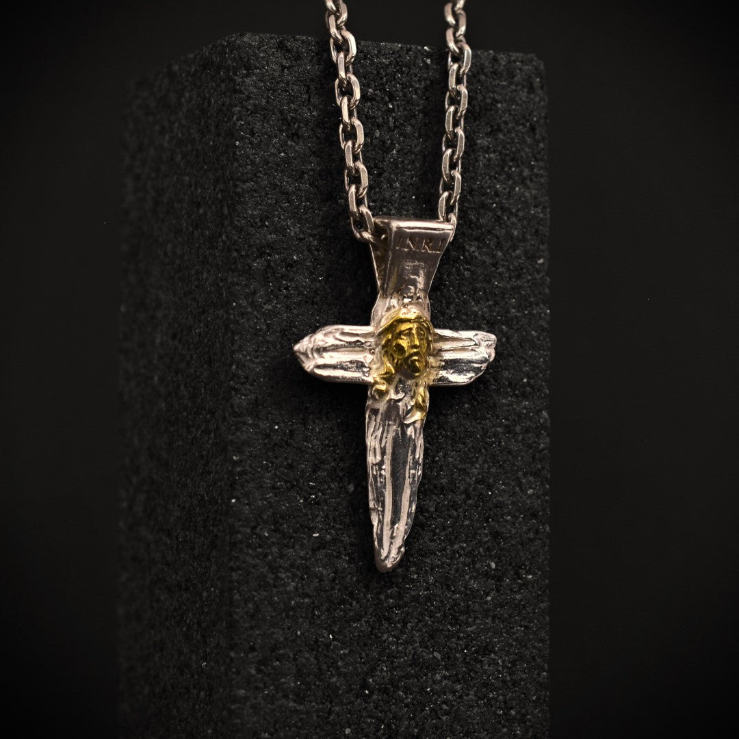 Сребърен медальон 925 „Исус Христос“ | Талисман за вяра и защита | Ръчно изработено бохо-рустик скулптурно бижу със златни акценти | ArtDiva