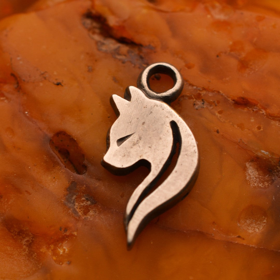 Сребърен медальон 925 „Котка“ – талисман за интуиция, грация и защита | Оксидирано бохо-рустик бижу | Арт Дива