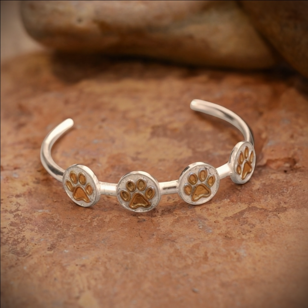 Сребърна гривна 925 с лапички и златни акценти | Регулируема бохо рустик гривна, ръчна изработка | Арт Дива