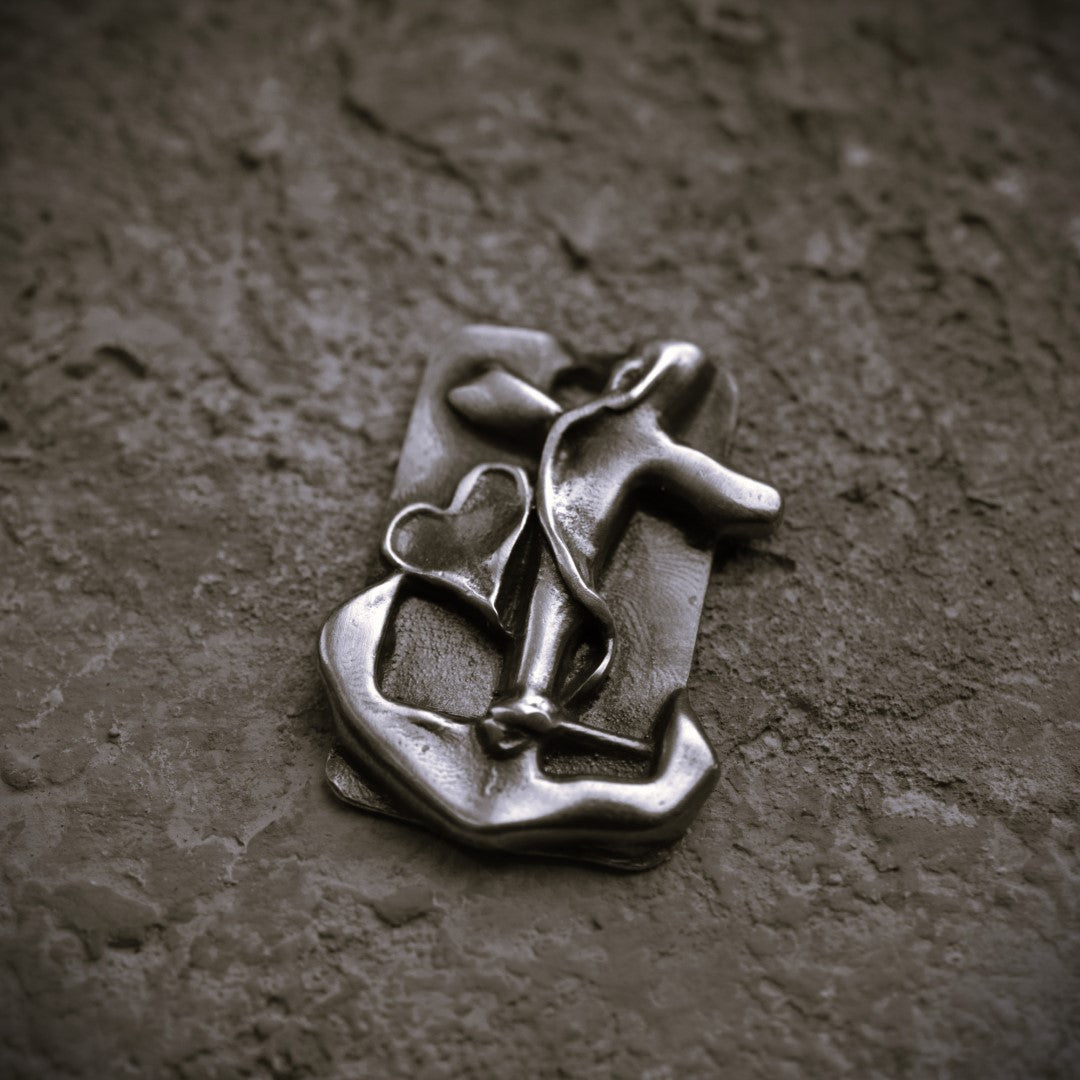 Мъжки медальон Сребро 925 „Вяра, Надежда и Любов“ | Бохо – Рюстик – Скулптурни Бижута | Ръчна изработка | Арт дива