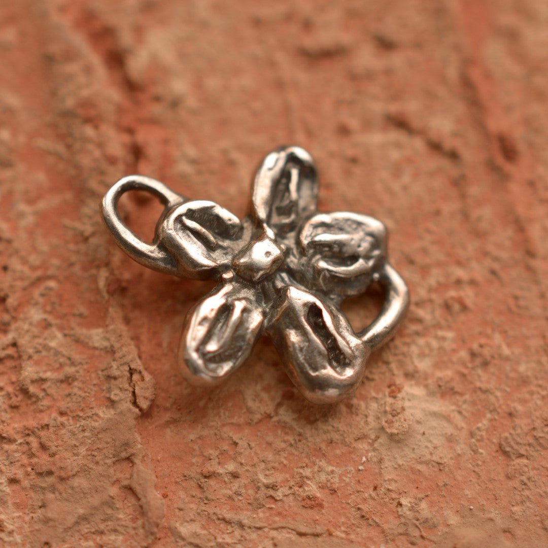 Сребърен елемент 925 “цвете” – талисман за хармония, скулптурни бижута, бохо стил, ръчна изработка, подходящ подарък за майка, дъщеря или приятелка  Арт Дива