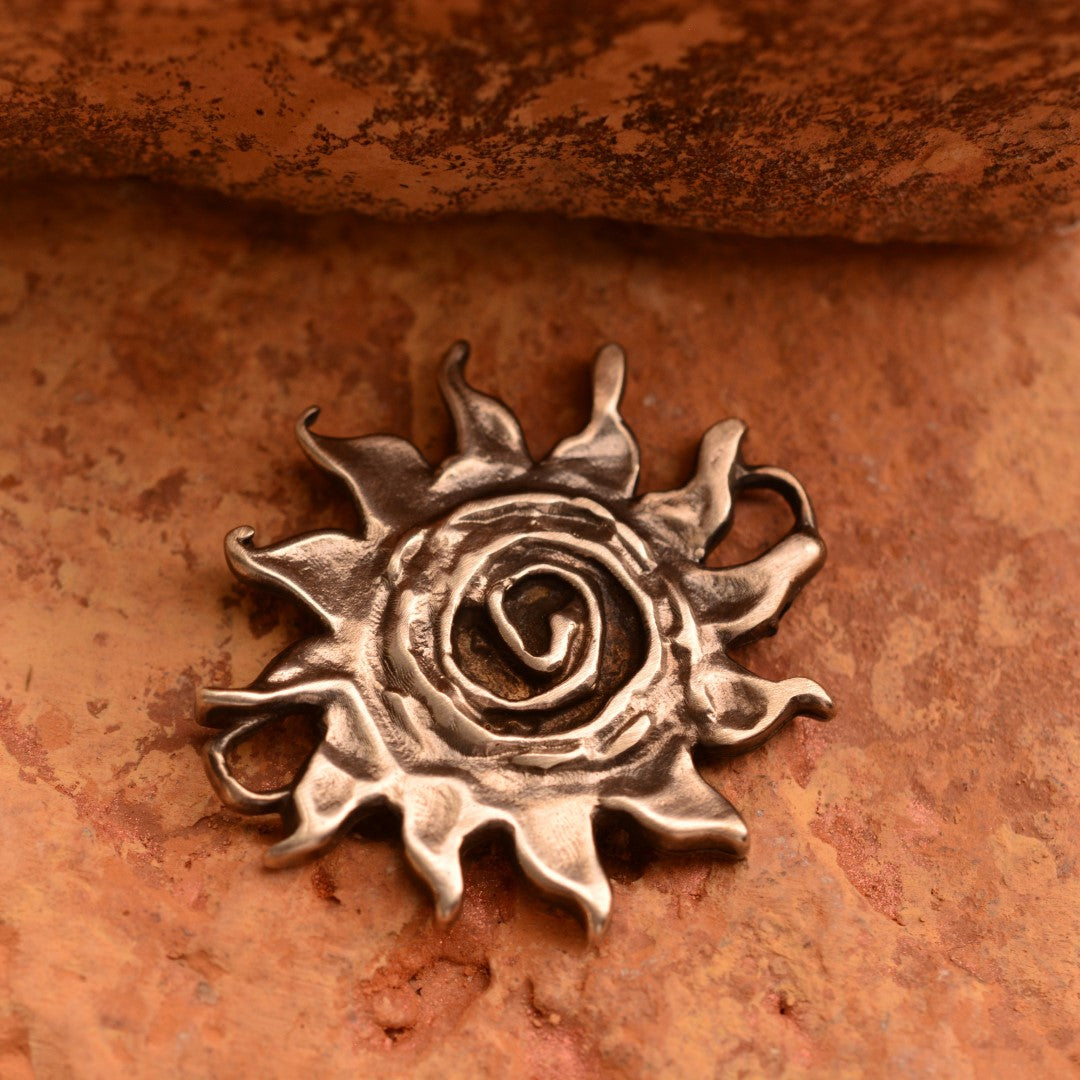 Сребърен елемент 925 „Слънце на живота“ – ръчно изработено бижу за гривна или колие | Арт Дива