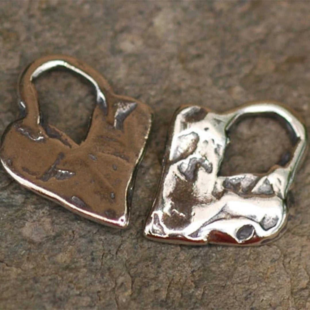 Сребърно бижу 925 – комплект от 2 медальона „Миниатюрно Сърце“, любовен талисман, бохо стил, ръчна изработка  Арт Дива