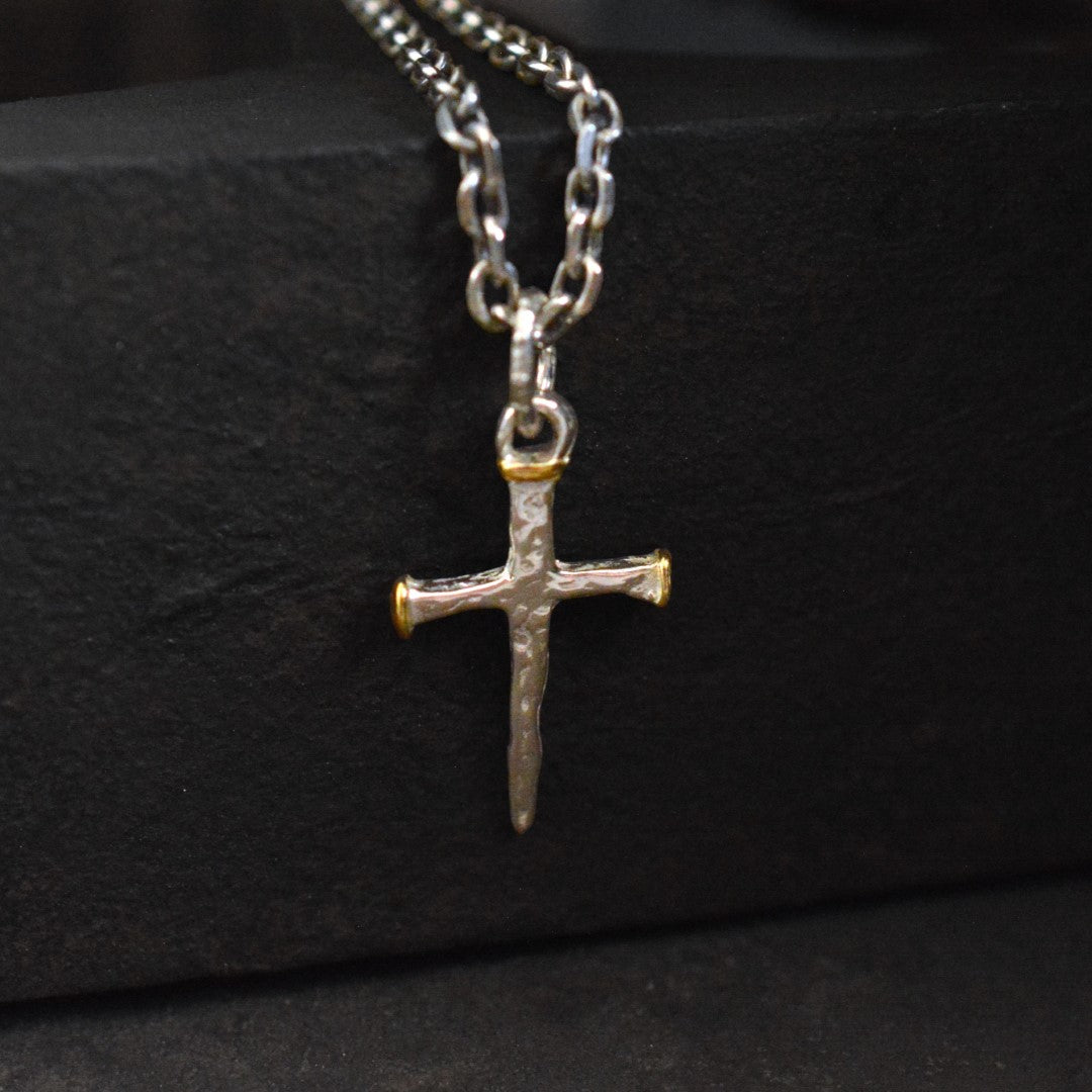Сребърен Рюстик Кръст от Пирони със Златни Акценти | Висулка за Вяра и Сила | Ръчна Изработка от Art Diva