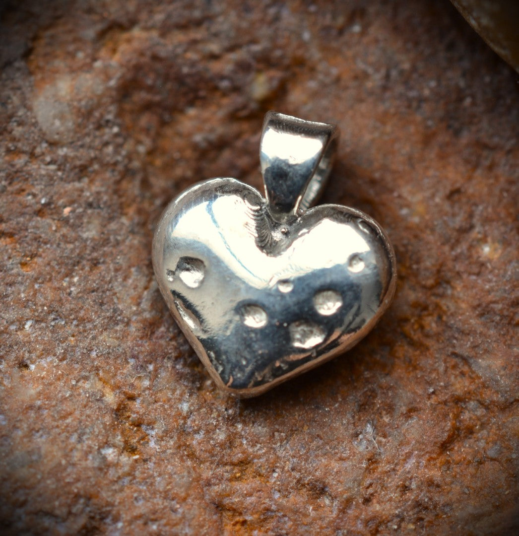 Сребърен медальон сърце 925 – мини артистичен дизайн | Арт Дива
