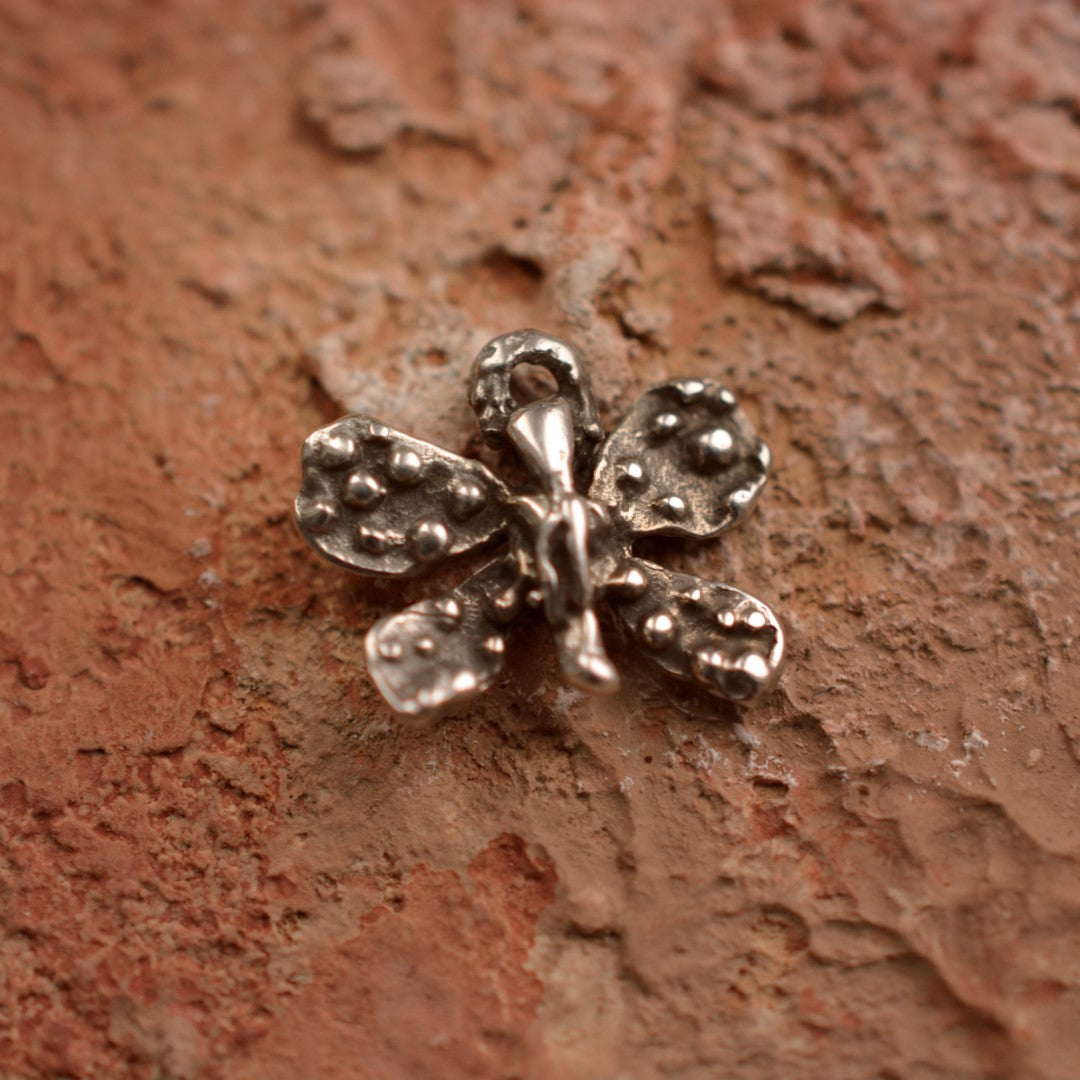 Сребърен медальон 925 пеперуда – талисман за промяна и лека, скулптурни бижута, бохо стил, ръчна изработка, подходящ подарък за майка, дъщеря или приятелка Арт Дива