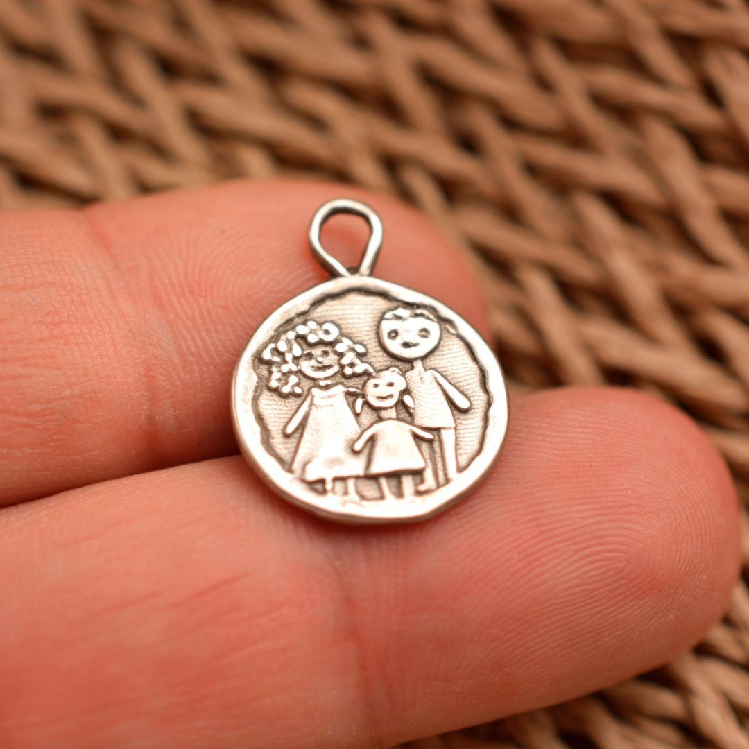 Сребърен медальон 925 „Семейство“ | Талисман за семейна любов и обич | Бохо рустик скулптурно бижу, ръчна изработка | ArtDiva