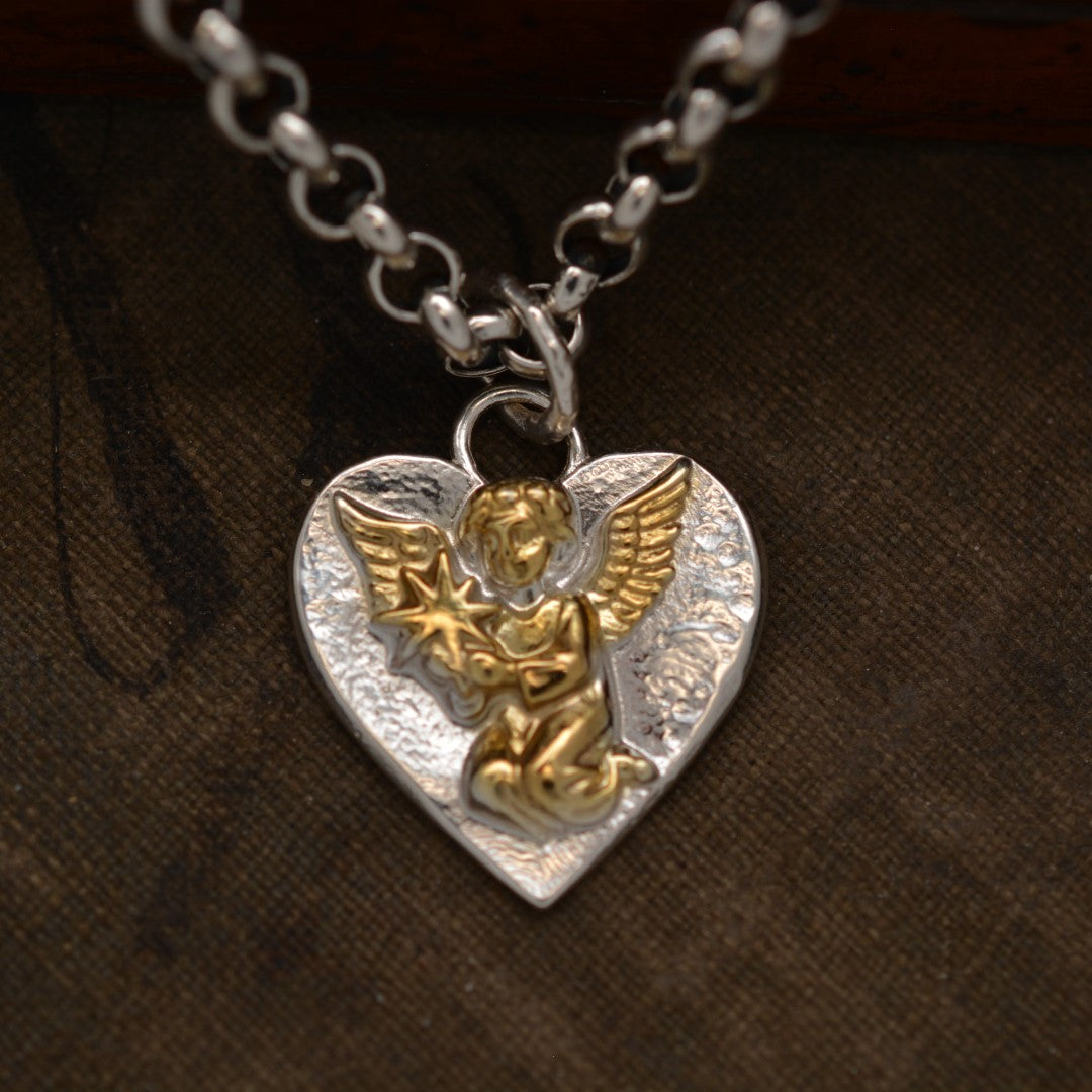 Сребърен медальон 925 „Небесен ангел със звезда“ | Талисман за любов и духовна закрила | Бохо рустик скулптурно бижу, ръчна изработка | Art Diva