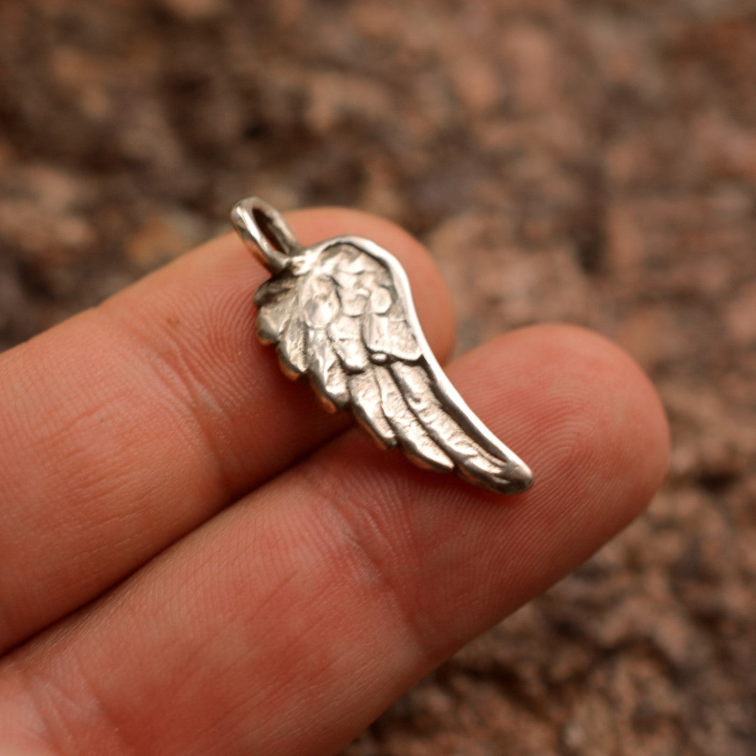 Сребро 925 висулка амулет ангелско крило | Талисман за закрила и надежда | Бохо рюстик скулптурни бижута | Ръчна изработка Art Diva