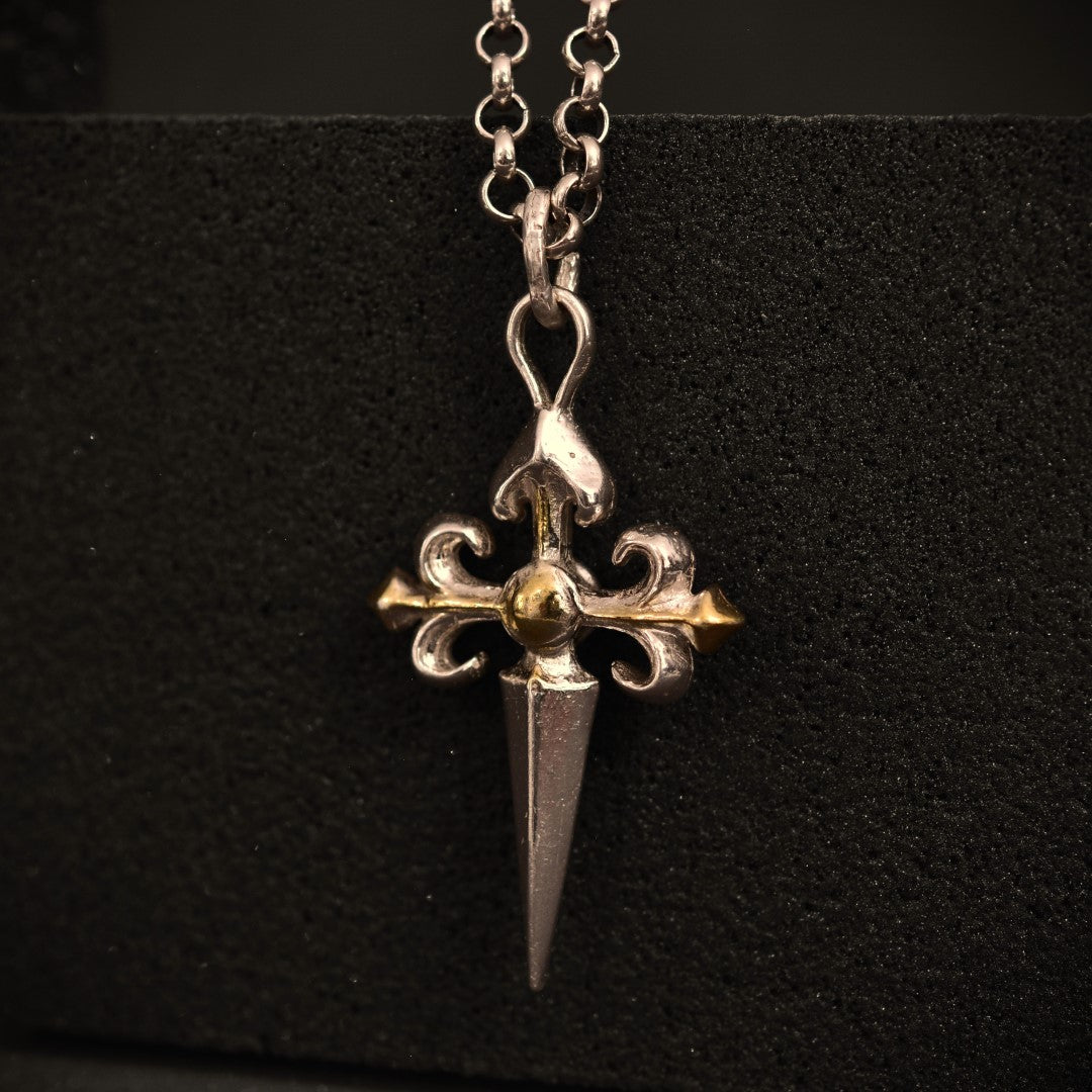 Сребърен медальон 925 „Орнаментален кръст“ | Талисман за духовна сила и закрила | Бохо рустик скулптурно бижу, ръчна изработка | ArtDiva